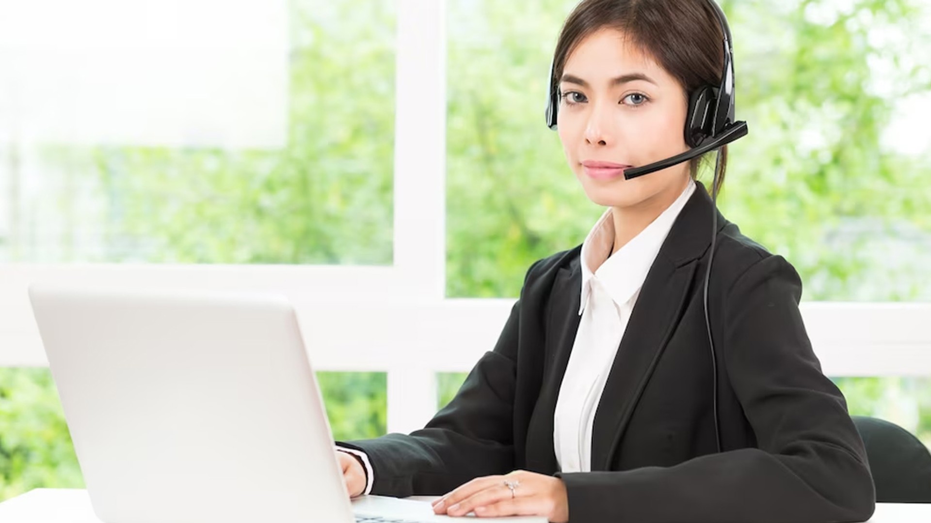 Đội ngũ hỗ trợ khách hàng f168vip chuyên nghiệp